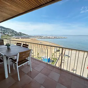 Agi Avenida Apartamento