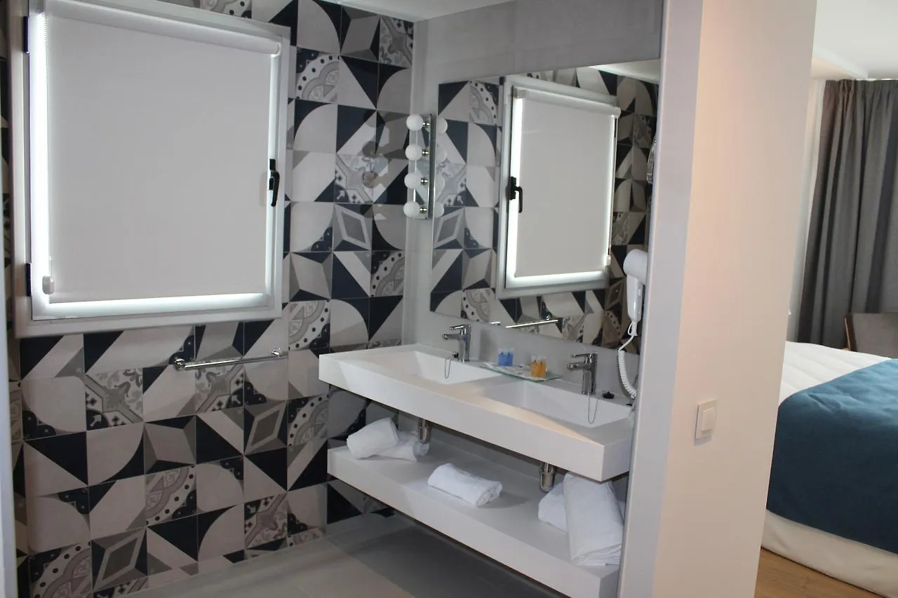 Aqua Hotel Onabrava & Spa 4*Sup Santa Susanna